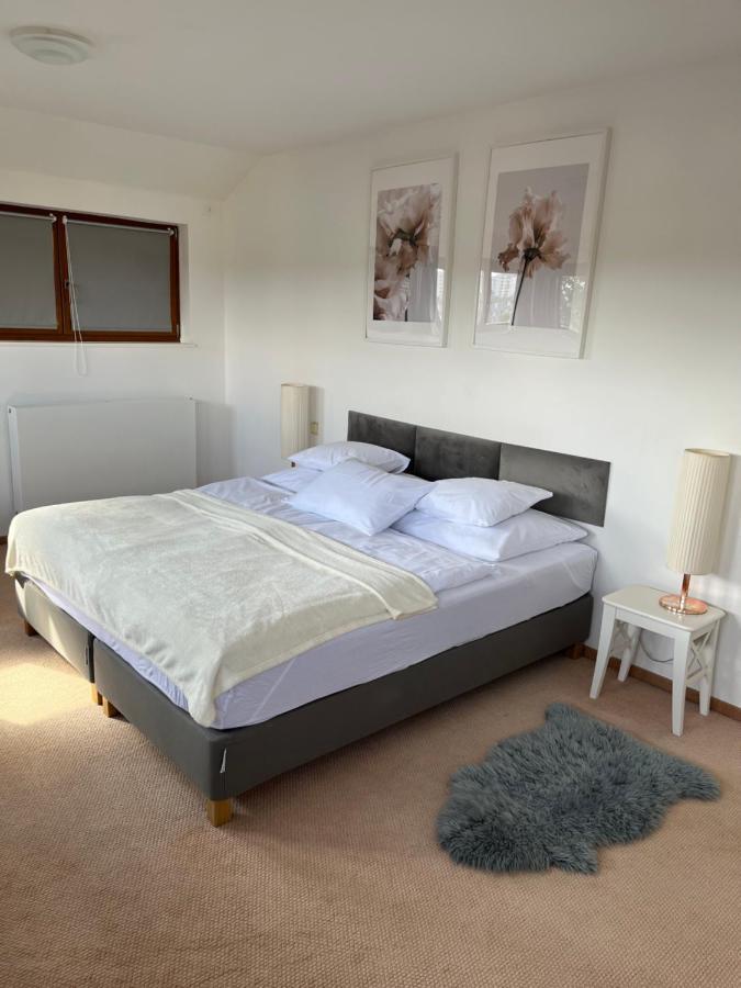 Residence Sarka Top Praha Bagian luar foto